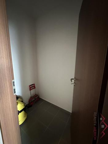 Pronájem bytu 2+kk, Chomutov, Žižkovo náměstí, 50 m2