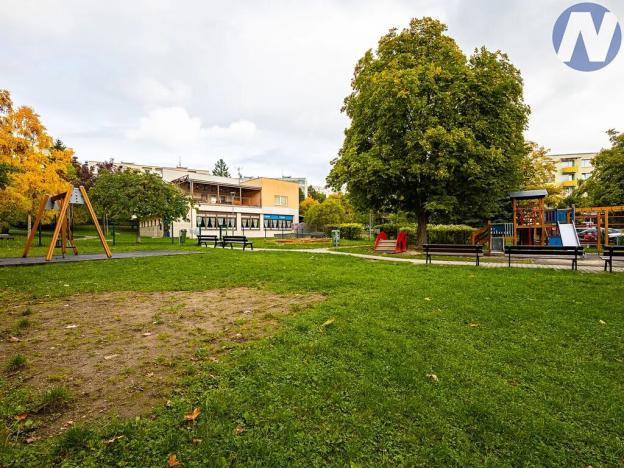 Prodej bytu 3+1, Prachatice, nám. Přátelství, 62 m2