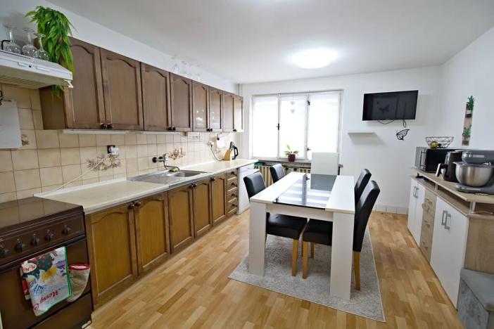 Prodej rodinného domu, Srby, 250 m2