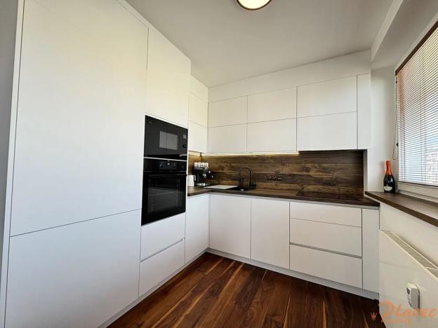 Prodej bytu 2+kk, Praha - Vršovice, Jerevanská, 77 m2