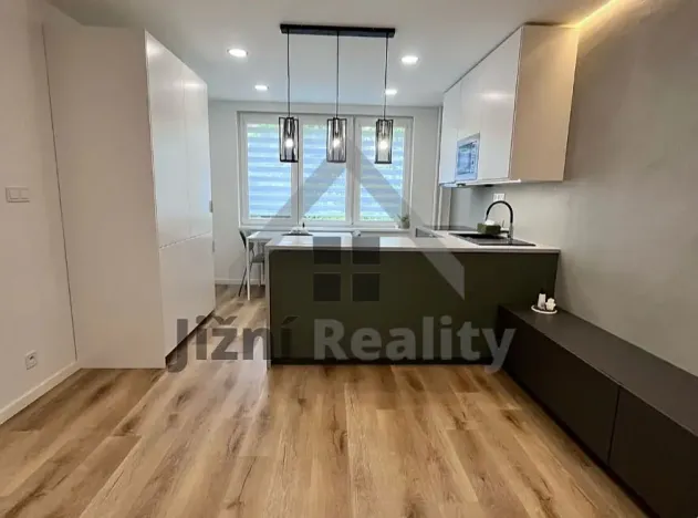 Prodej bytu 2+kk, Český Krumlov, 43 m2