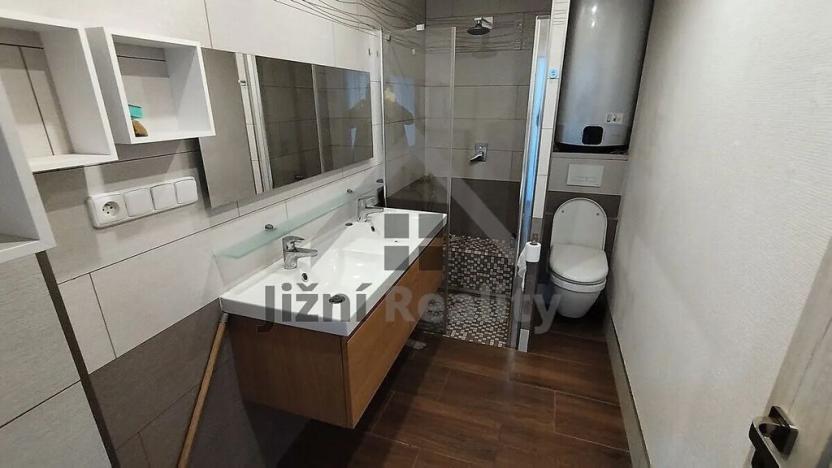 Prodej bytu 1+kk, Stožec, 57 m2