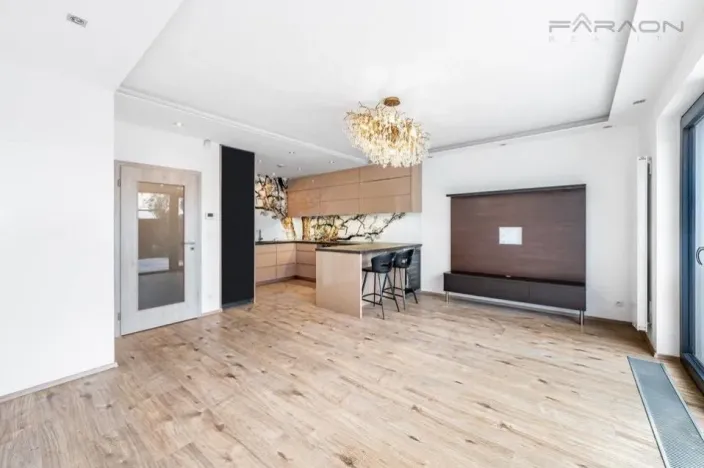 Prodej rodinného domu, Praha, Sukovská, 136 m2