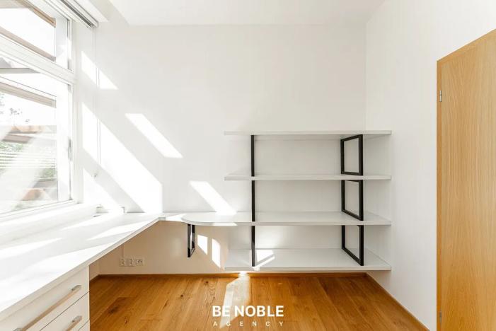 Prodej bytu 6+kk a větší, Praha - Břevnov, Kukulova, 252 m2