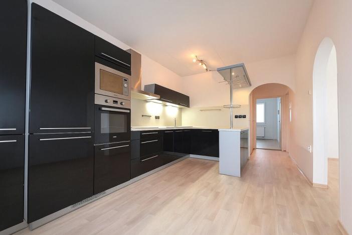 Pronájem bytu 3+1, Rumburk - Rumburk 1, V Podhájí, 77 m2