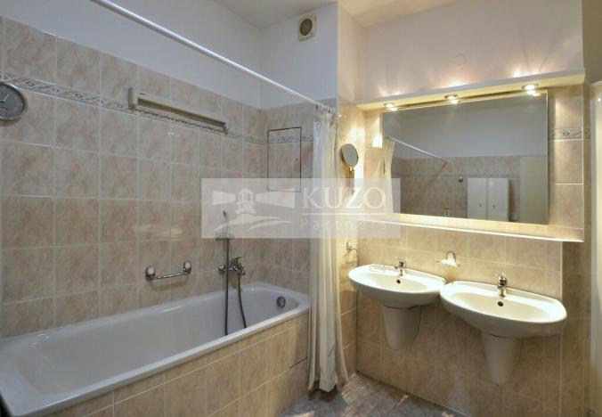 Pronájem bytu 4+1, Praha, Na okraji, 130 m2