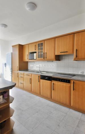 Pronájem bytu 4+1, Praha, Na okraji, 130 m2