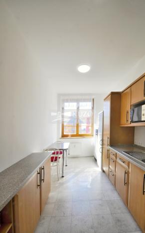 Pronájem bytu 4+1, Praha, Na okraji, 130 m2