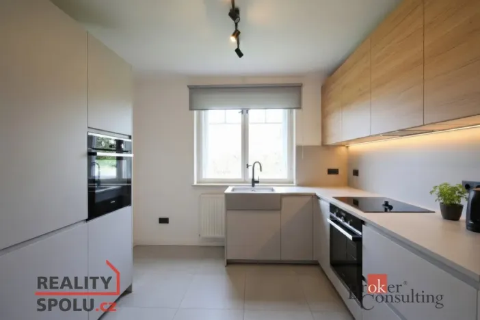 Prodej rodinného domu, Karlovice - Sedmihorky, 175 m2