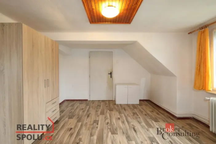 Prodej rodinného domu, Karlovice - Sedmihorky, 175 m2