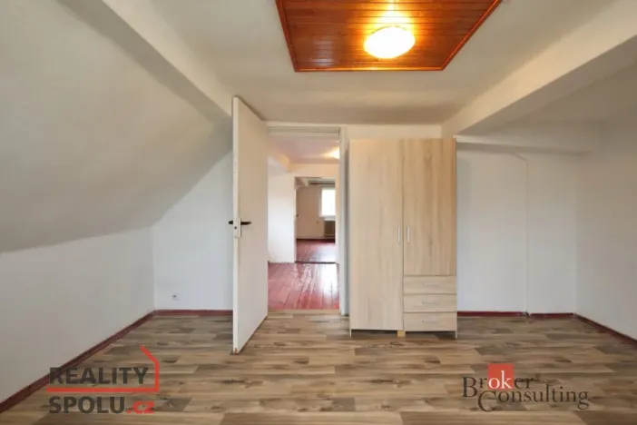 Prodej rodinného domu, Karlovice - Sedmihorky, 175 m2