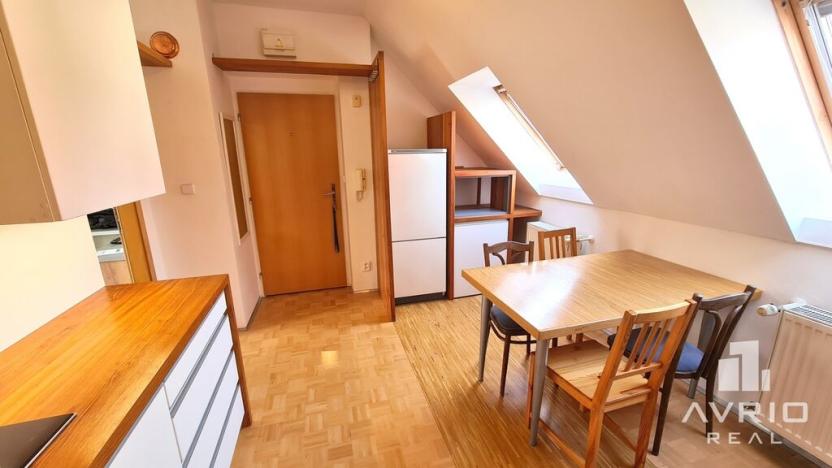 Pronájem bytu 2+1, Bílovice nad Svitavou, Lesní, 46 m2