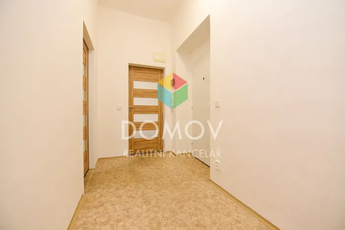 Pronájem bytu 1+1, Králův Dvůr, Bezručova, 40 m2