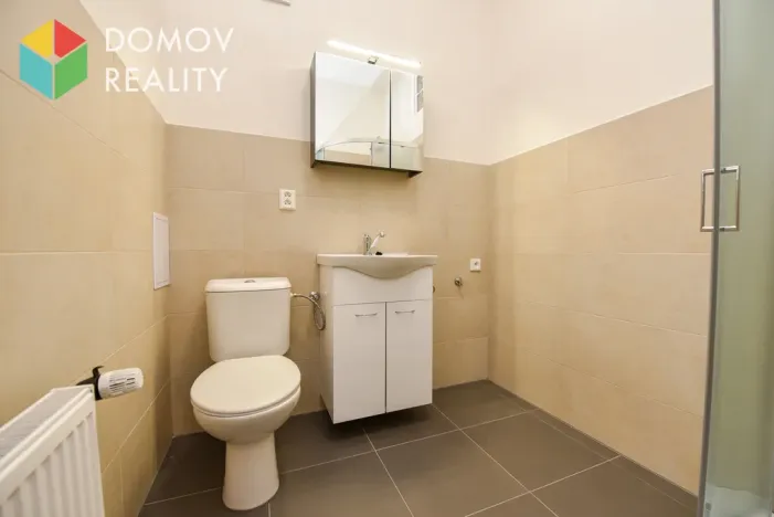 Pronájem bytu 1+1, Králův Dvůr, Bezručova, 40 m2