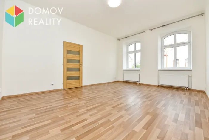 Pronájem bytu 1+1, Králův Dvůr, Bezručova, 40 m2