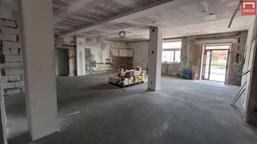 Pronájem obchodního prostoru, Olomouc, Chválkovická, 85 m2