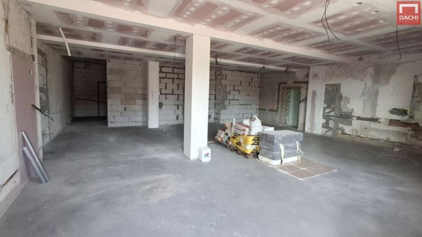 Pronájem obchodního prostoru, Olomouc, Chválkovická, 85 m2