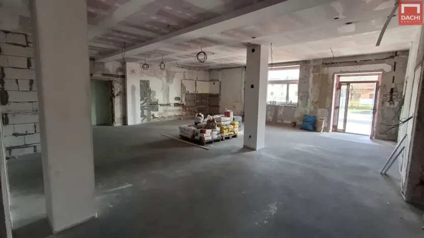 Pronájem obchodního prostoru, Olomouc, Chválkovická, 85 m2