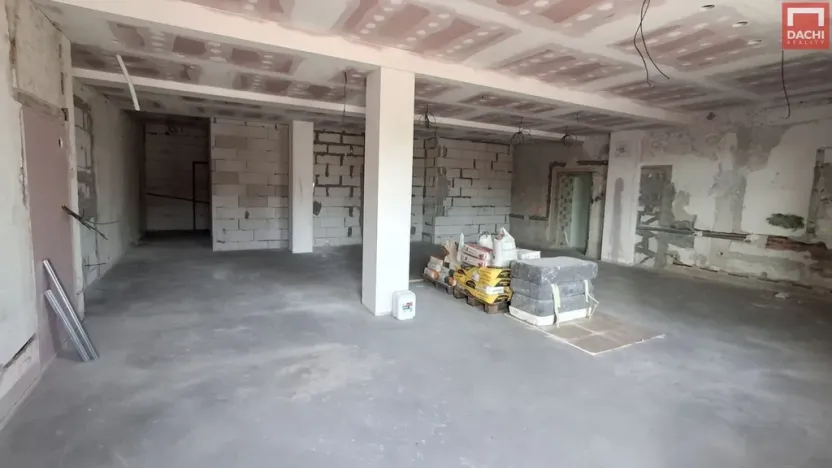 Pronájem obchodního prostoru, Olomouc, Chválkovická, 85 m2