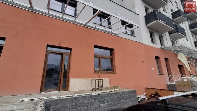 Pronájem obchodního prostoru, Olomouc, Chválkovická, 85 m2
