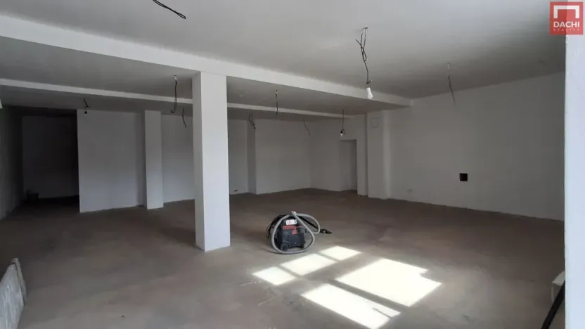 Pronájem komerční nemovitosti, Olomouc, Chválkovická, 85 m2