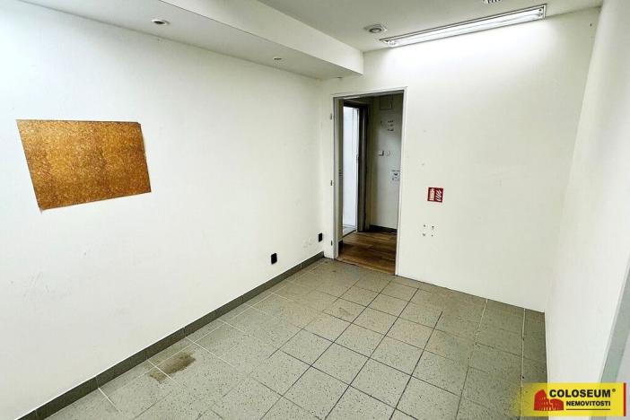 Pronájem obchodního prostoru, Brno - Brno-město, 128 m2