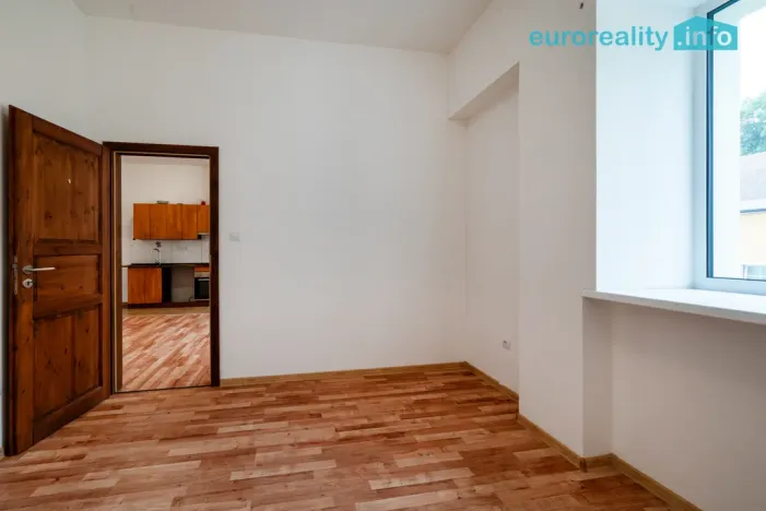 Pronájem bytu 3+kk, Luby, Revoluční, 58 m2