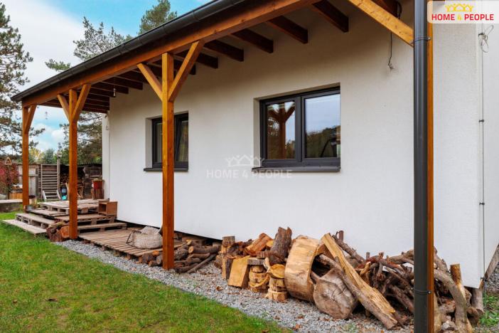 Prodej chaty, Káraný, B. Němcové, 58 m2