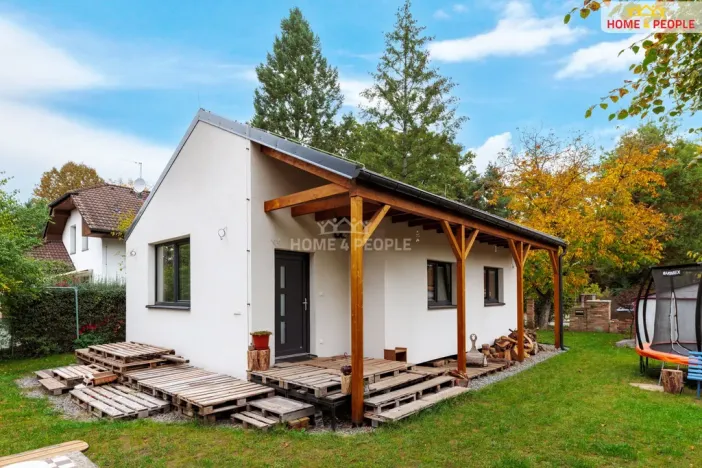 Prodej chaty, Káraný, B. Němcové, 58 m2