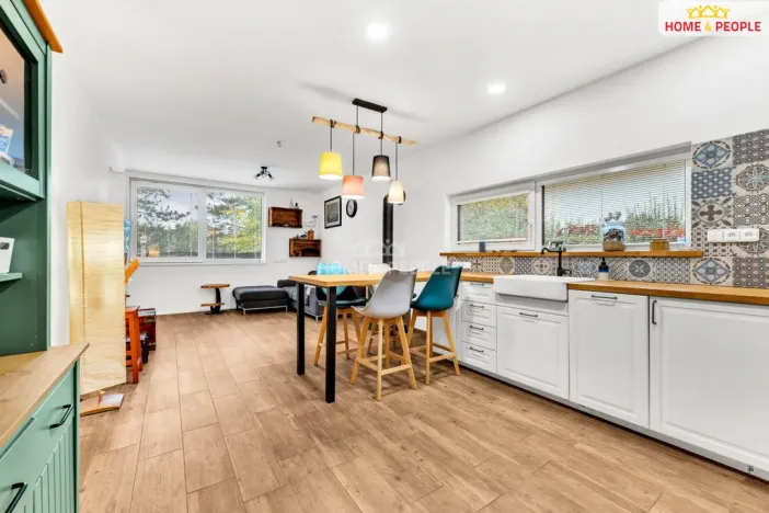 Prodej chaty, Káraný, B. Němcové, 58 m2