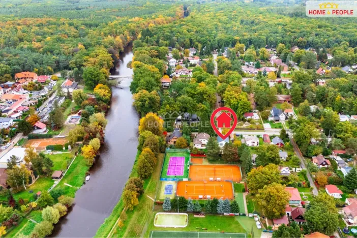 Prodej chaty, Káraný, B. Němcové, 58 m2