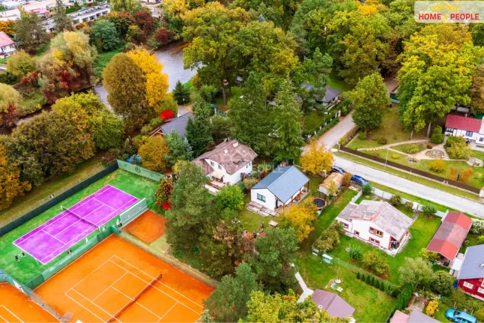 Prodej chaty, Káraný, B. Němcové, 58 m2