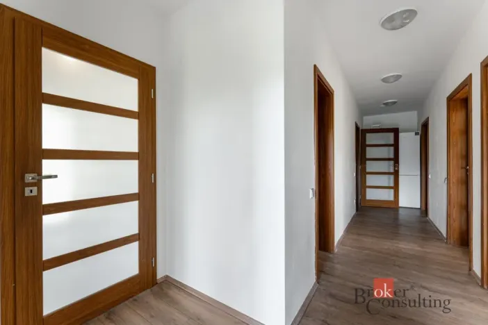 Prodej rodinného domu, Kamenice - Všedobrovice, Vnitřní, 298 m2