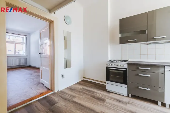 Pronájem bytu 1+1, Praha - Holešovice, Letohradská, 40 m2