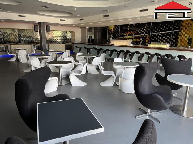 Pronájem restaurace, Frýdek-Místek, Pionýrů, 2690 m2