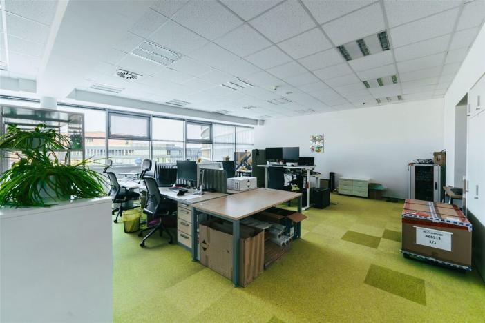 Pronájem kanceláře, Praha - Nusle, Doudlebská, 303 m2