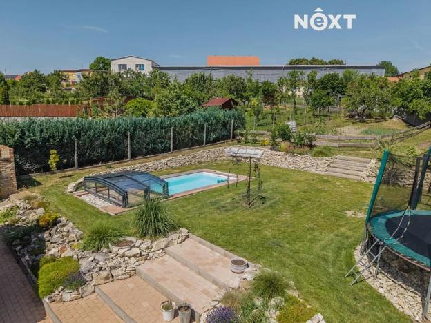 Prodej rodinného domu, Strážovice, 340 m2