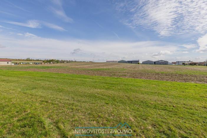 Prodej pozemku pro bydlení, Vrbovec, 4695 m2