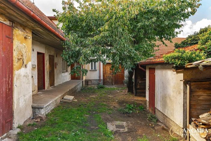 Prodej rodinného domu, Zvěrotice, 196 m2