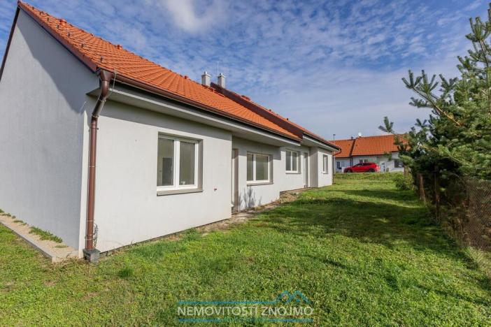 Prodej rodinného domu, Znojmo - Kasárna, 95 m2