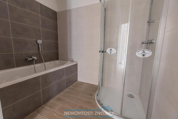 Prodej rodinného domu, Znojmo - Kasárna, 97 m2