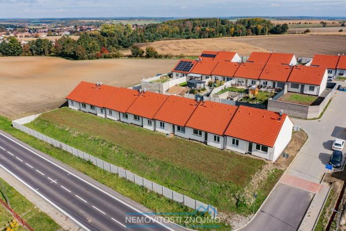 Prodej rodinného domu, Znojmo - Kasárna, 97 m2