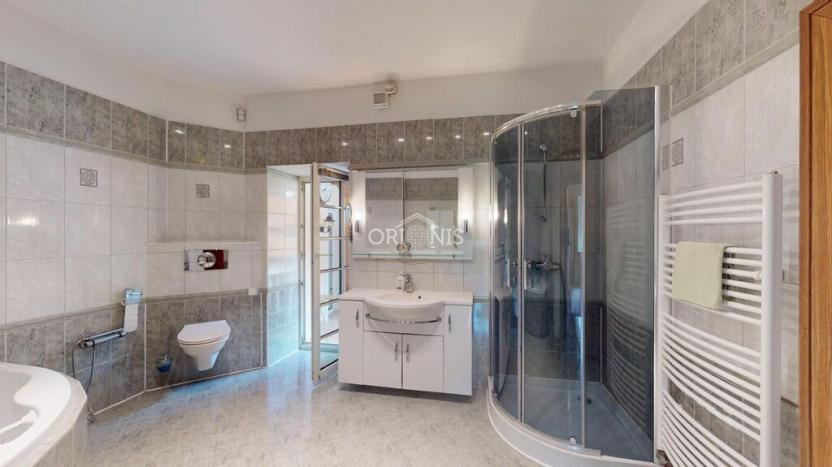 Prodej vícegeneračního domu, Okounov - Oslovice, 600 m2