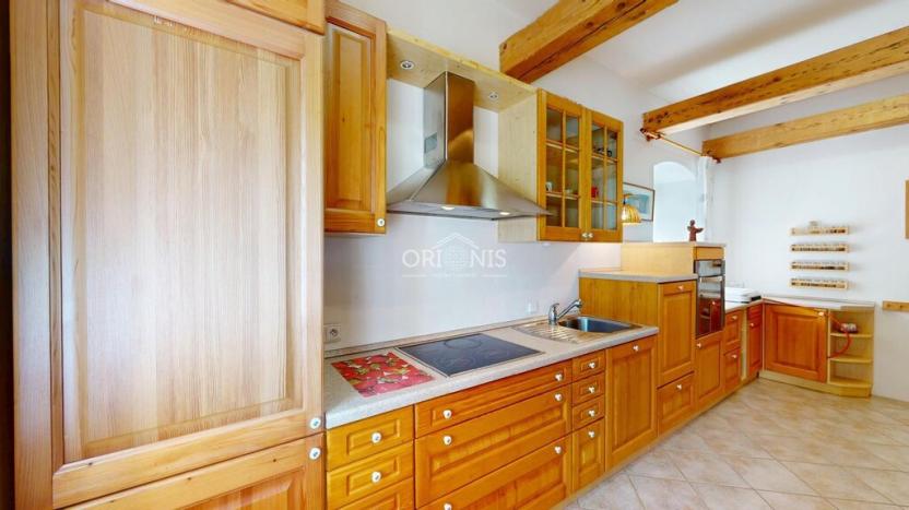 Prodej vícegeneračního domu, Okounov - Oslovice, 600 m2