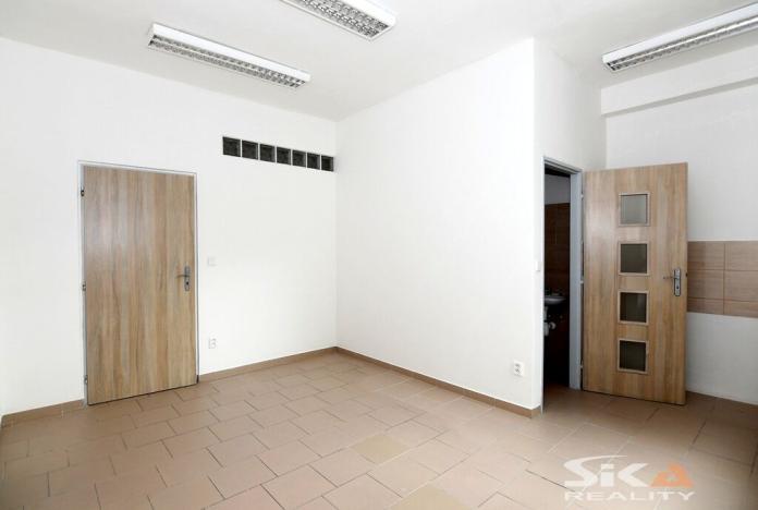 Pronájem komerční nemovitosti, Louny, Kosmonautů, 143 m2