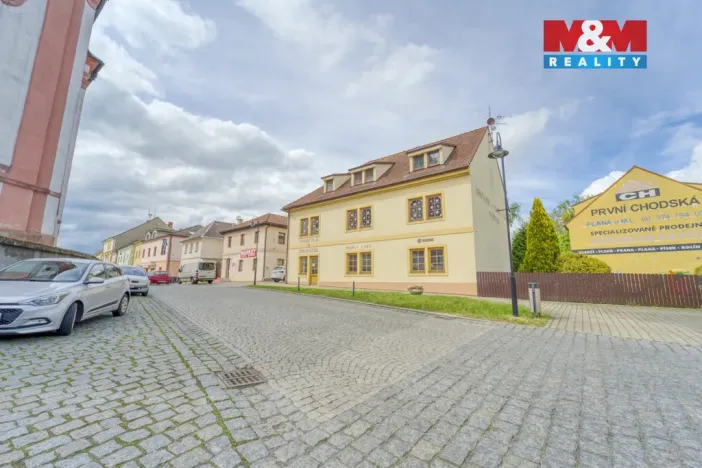 Pronájem obchodního prostoru, Bor, náměstí Republiky, 156 m2