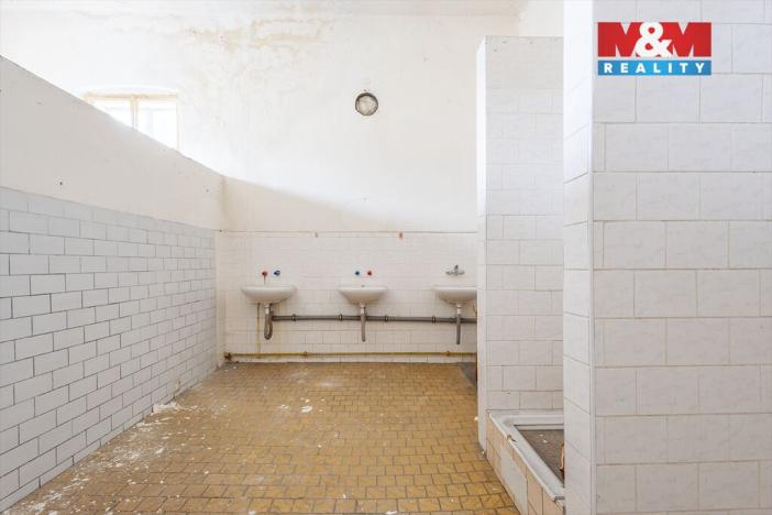 Pronájem výrobních prostor, Krásná Lípa, Stradalova, 800 m2