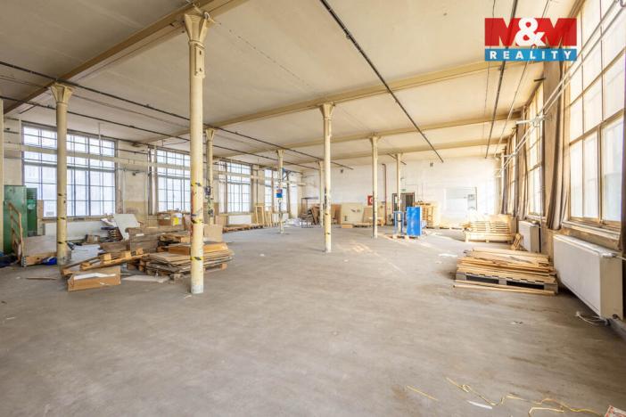Pronájem výrobních prostor, Krásná Lípa, Bezručova, 5000 m2