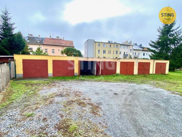 Pronájem garáže, Opava - Předměstí, Máchova, 16 m2