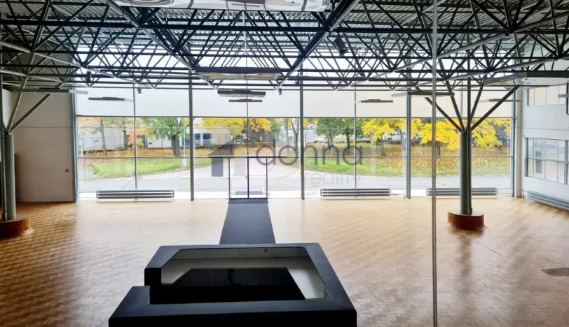 Pronájem obchodního prostoru, Praha, Za Mototechnou, 1462 m2